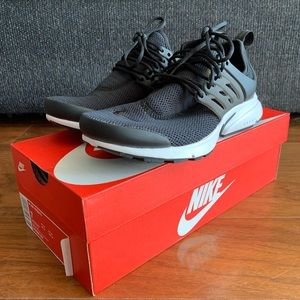 NIKE WOMEN’S AIR PRESTO, Size US 7.0, EUR 38